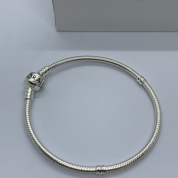 Pandora Moments Snake Chain Bracelet 20cm/7.9inch - Picture 2 of 7